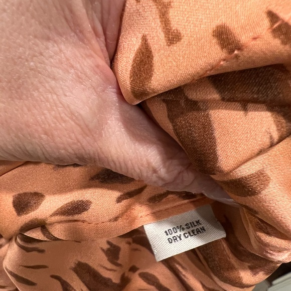 Tucker silk midi dress. Size L. Never worn - Picture 4 of 4